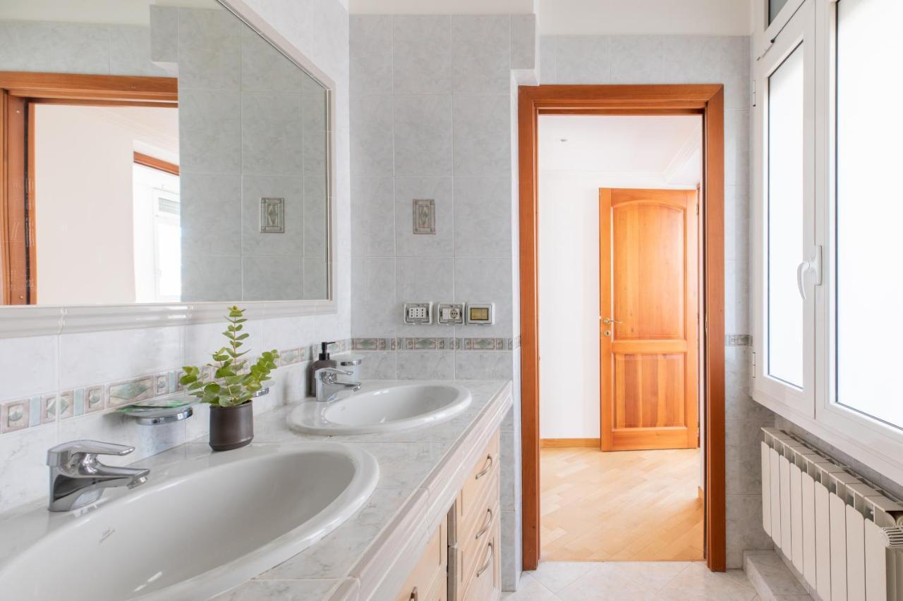 Iflat Spacious Penthouse Near The Vatican City Apartment Rome Exterior photo